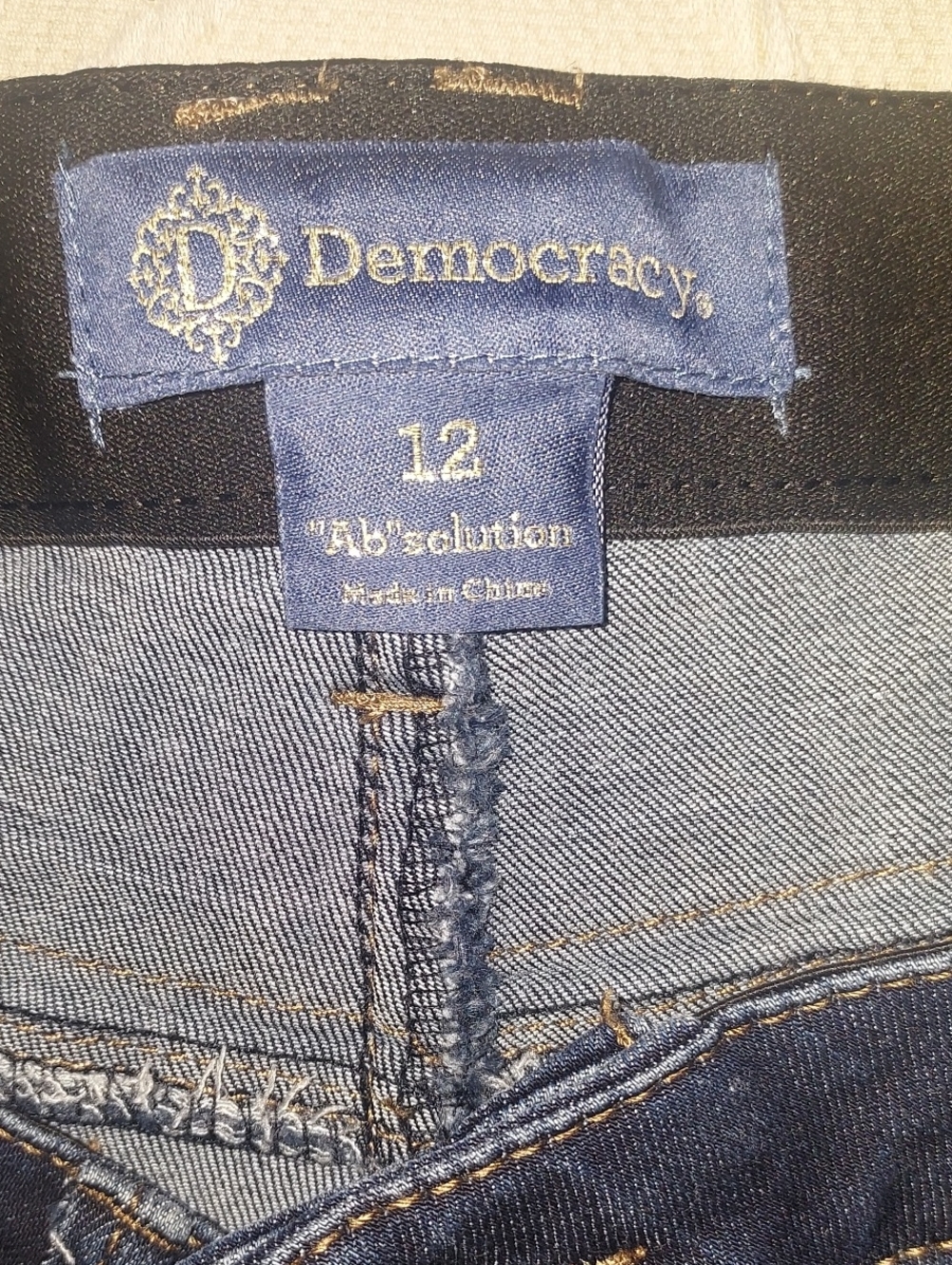 Democracy "Ab" Solution Jeans - Picture 6 of 7